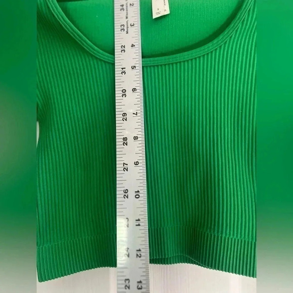 Babaton Aritzia Sculpt Knit Squareneck Top color Green size small - Picture 4 of 6